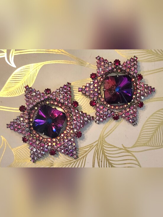 Jewelry - Vintage Starburst Heliotrope Aurora Borealis Brooch & Pendant Set